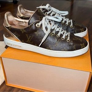 Women Louis Vuitton Front Row Sneakers